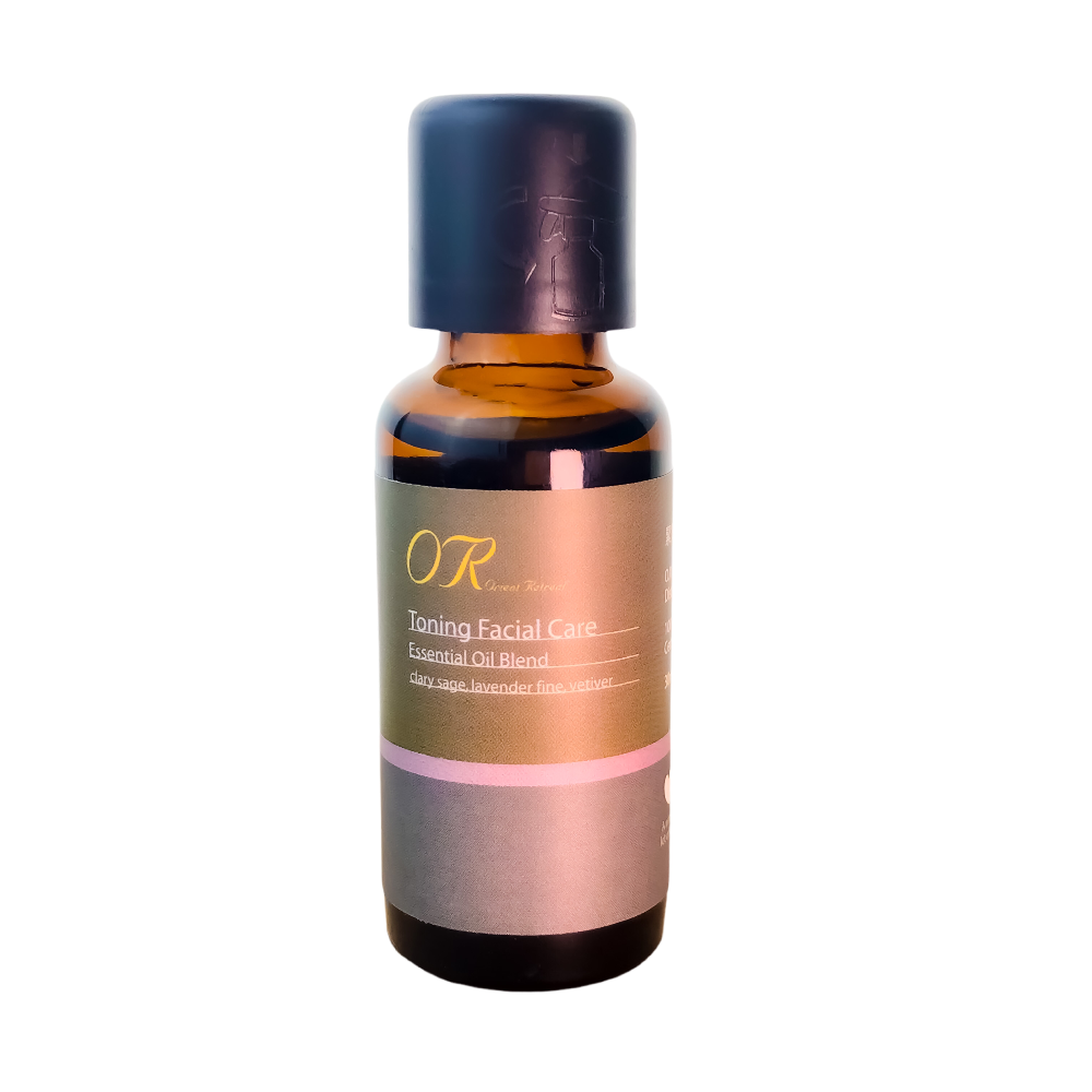 Carefully blended organic essential oil with clary sage, lavender, and vetiver to improve skin texture and tonality. 