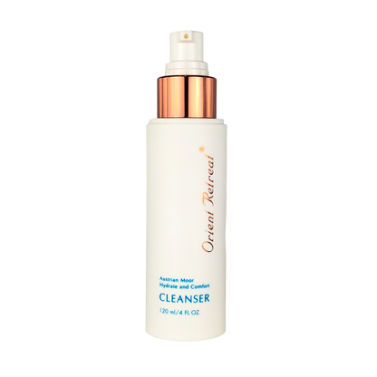 Hydrating and comfort cleanser is suitable for deep cleansing while avoid over-dryness.